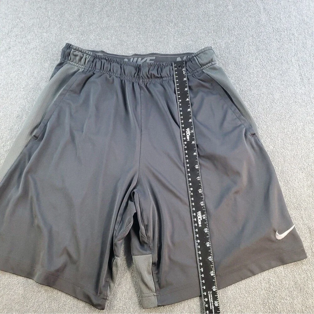 Nike Basketball Shorts Dri-Fit Black Mens Medium